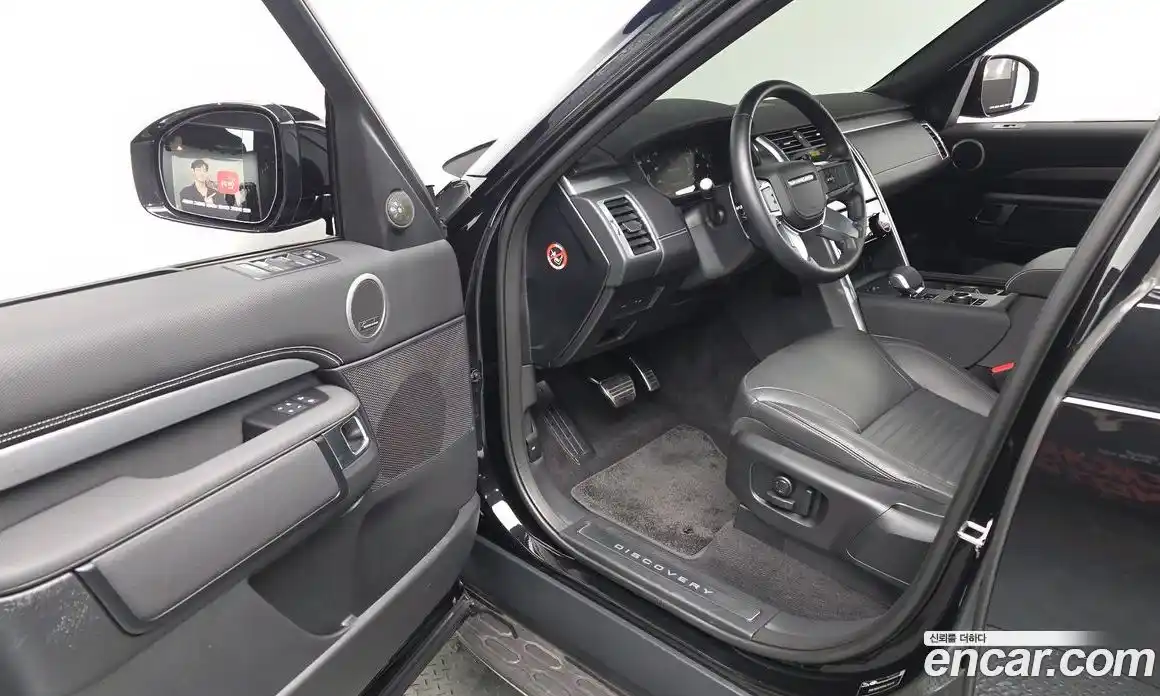 Land Rover Discovery 2025 3.0 Автомат в Москве № 166042, фото 4