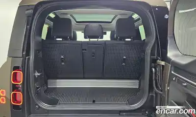 Land Rover Defender 2024 3.0 Автомат в Москве № 166056, миниатюра 11