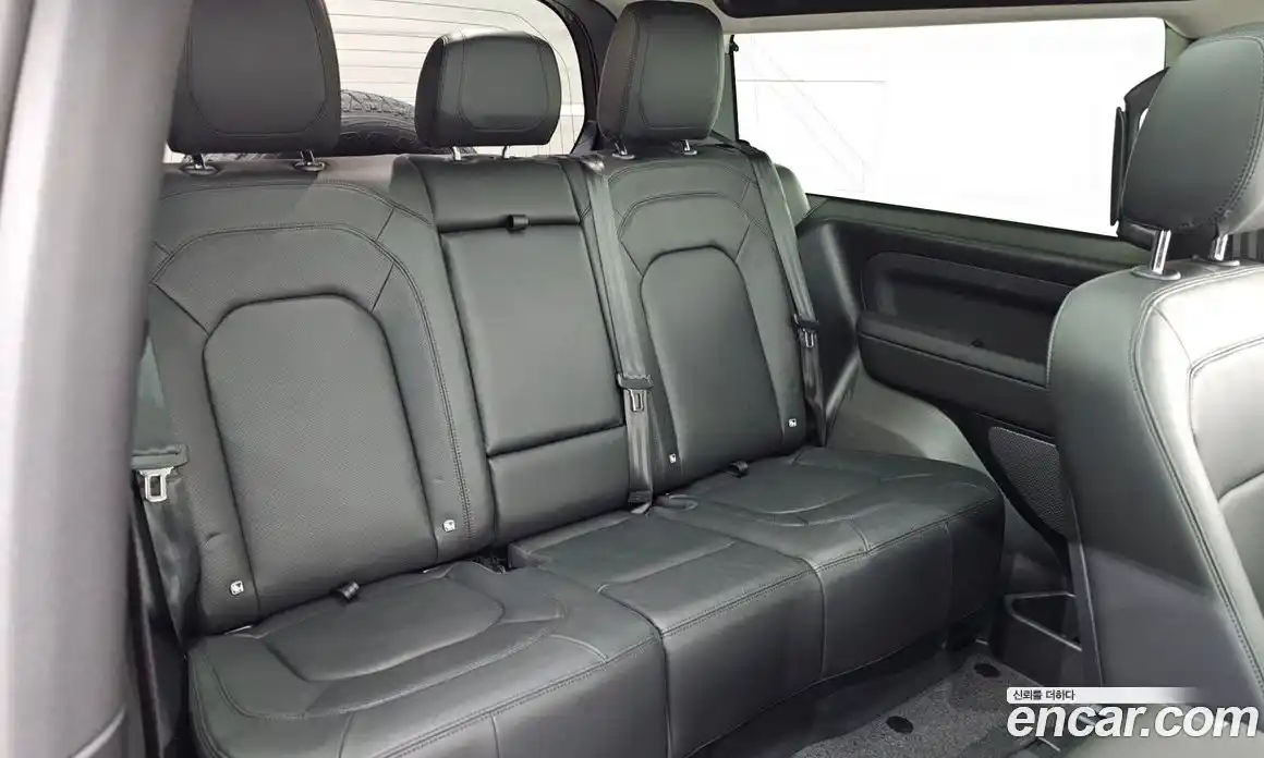 Land Rover Defender 2024 3.0 Автомат в Москве № 166056, фото 15