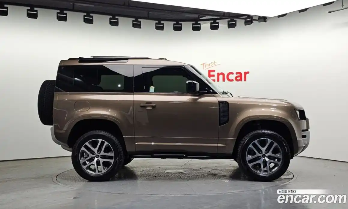 Land Rover Defender 2024 3.0 Автомат в Москве № 166056, фото 20