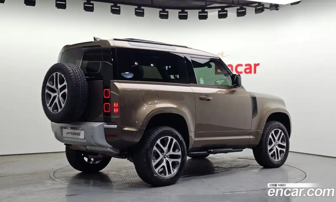 Land Rover Defender 2024 3.0 Автомат в Москве № 166056, фото 3