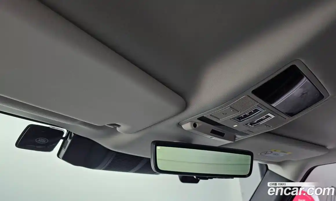 Land Rover Defender 2024 3.0 Автомат в Москве № 166056, фото 4