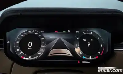 Land Rover Range-Rover 2023 4.4 Автомат в Москве № 166136, миниатюра 8