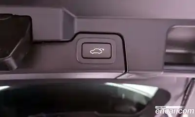 Land Rover Range-Rover Evoque 2018 2.0 Автомат в Москве № 166154, миниатюра 6