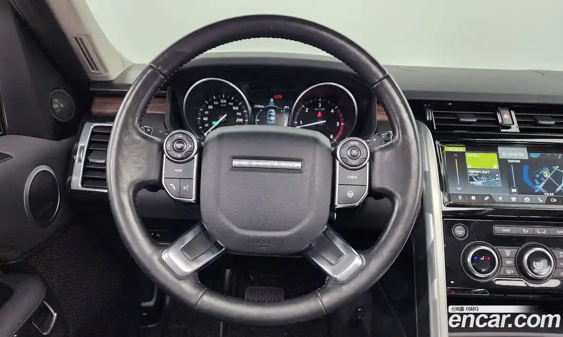 Land Rover Discovery 2017 3.0 Автомат в Москве № 166196, фото 13