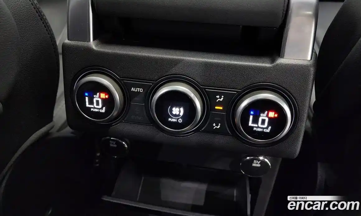 Land Rover Discovery 2017 3.0 Автомат в Москве № 166196, фото 19