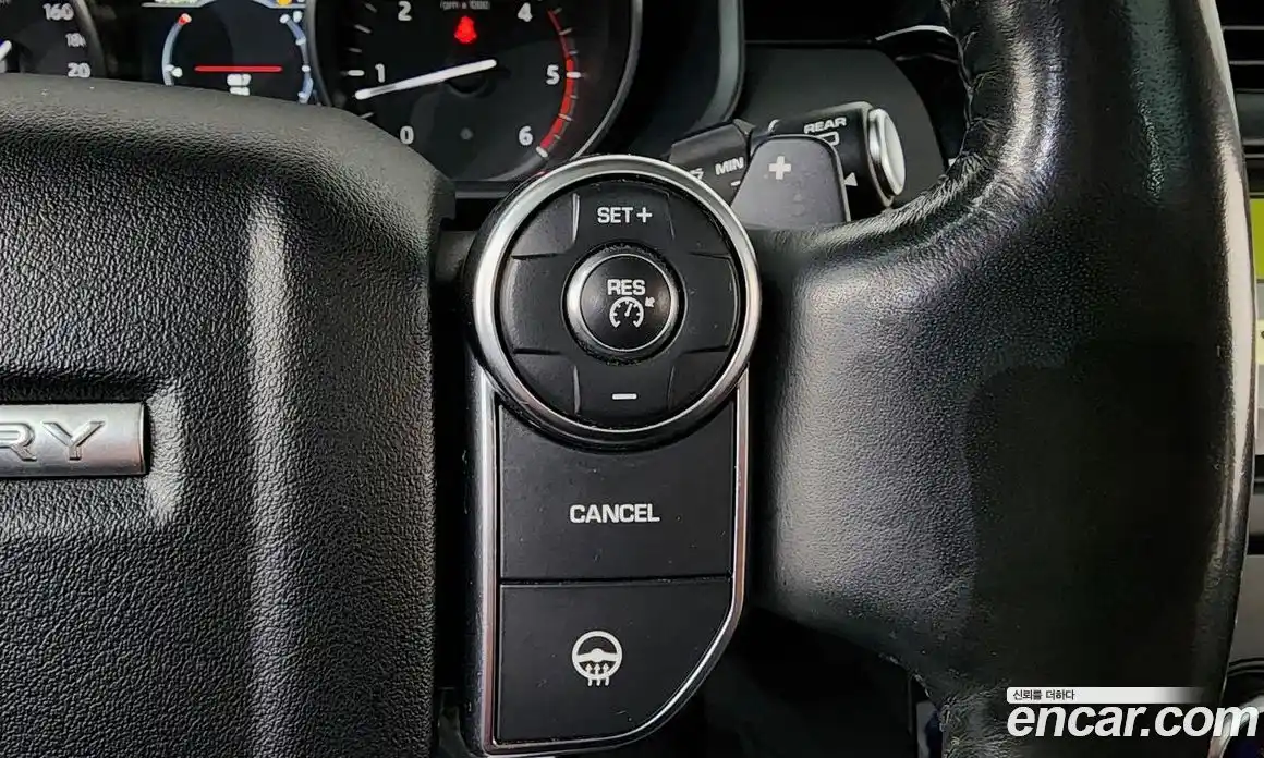 Land Rover Discovery 2018 2.0 Автомат в Москве № 166717, фото 17