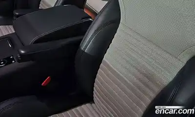 Land Rover Discovery 2022 3.0 Автомат в Москве № 166793, миниатюра 10