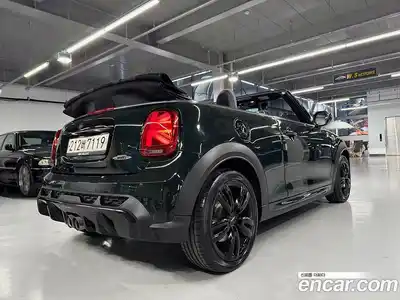 Mini Cooper Convertible 2022 2.0 Автомат в Москве № 166973, миниатюра 6