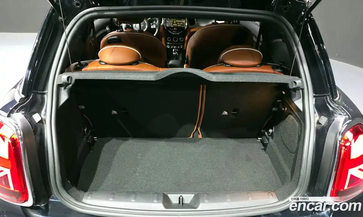 Mini Cooper 2022 2.0 Автомат в Москве № 166983, фото 19