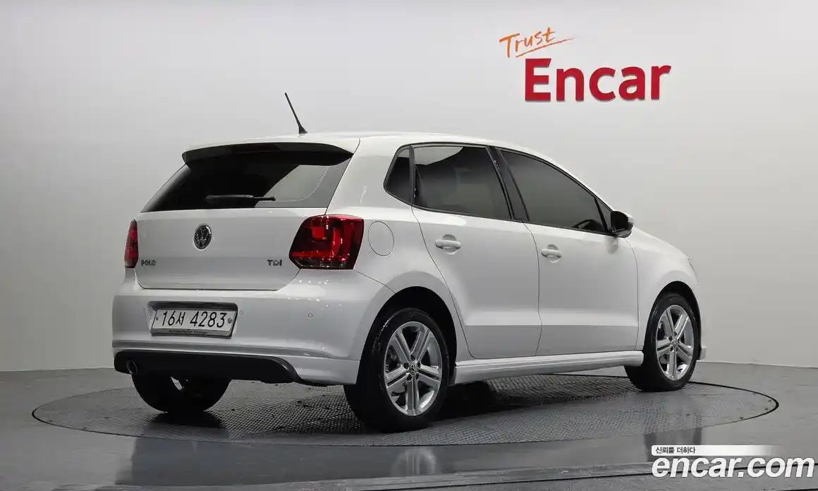 Volkswagen Polo 2014 1.6 Автомат в Москве № 167207, фото 18