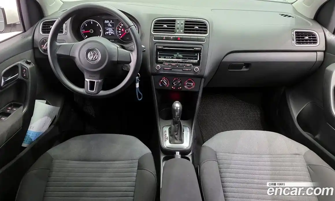 Volkswagen Polo 2014 1.6 Автомат в Москве № 167207, фото 4