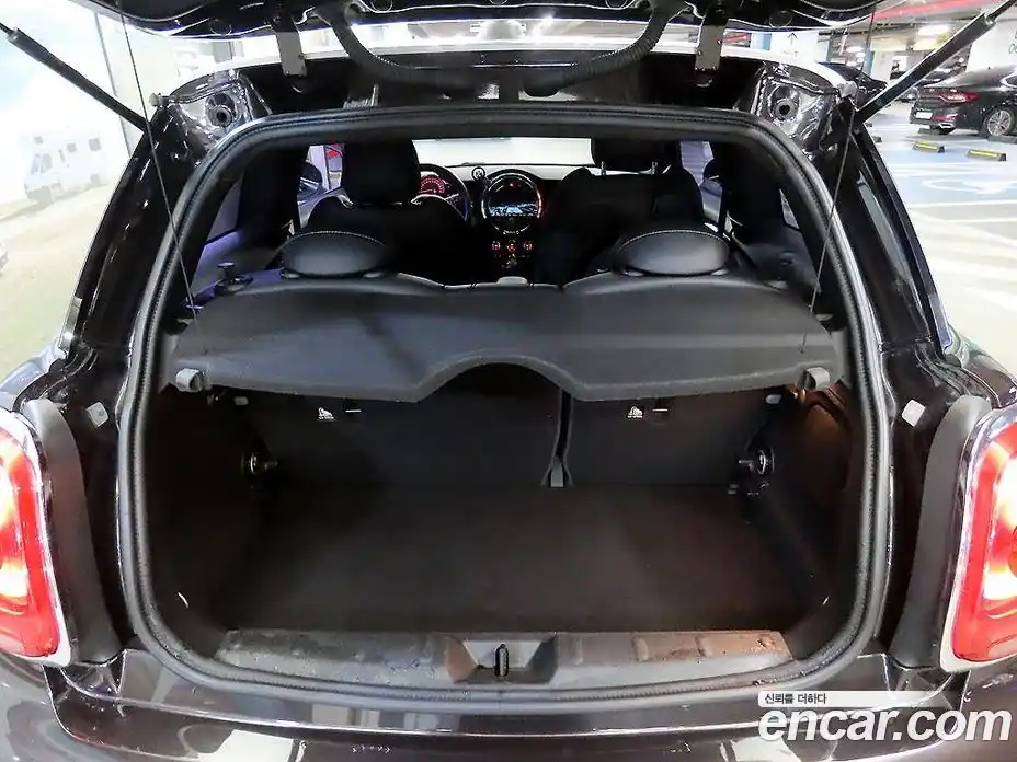 Mini Cooper 2014 1.5 Автомат в Москве № 167480, фото 17