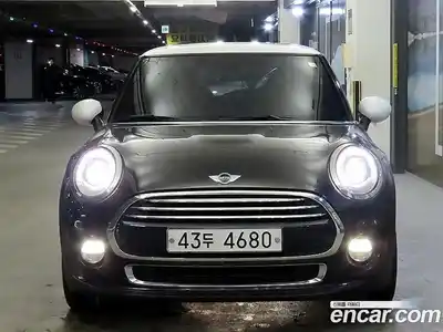 Mini Cooper 2014 1.5 Автомат в Москве № 167480, миниатюра 2