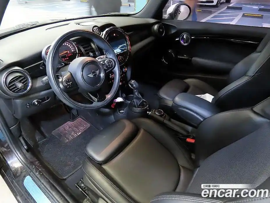 Mini Cooper 2014 1.5 Автомат в Москве № 167480, фото 10