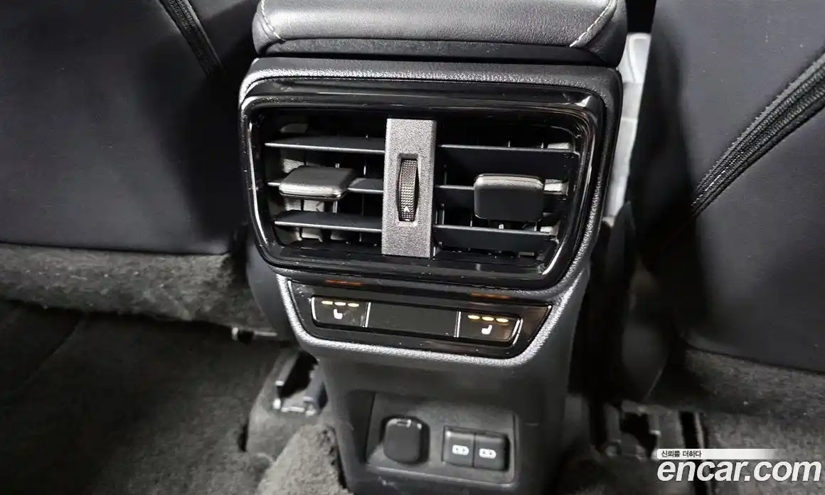 Lexus NX 2024 2.5 Автомат в Москве № 168220, фото 19