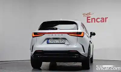 Lexus NX 2024 2.5 Автомат в Москве № 168220, миниатюра 4