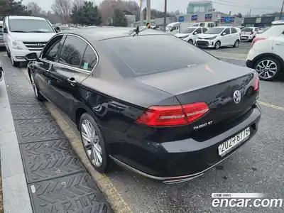 Volkswagen Passat 2018 2.0 Автомат в Москве № 169274, миниатюра 2