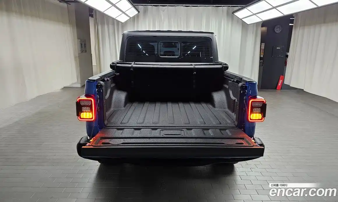 Jeep Gladiator 2022 3.6 Автомат в Москве № 169561, фото 16