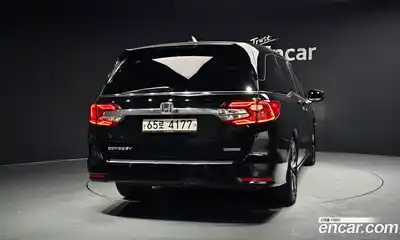 Honda Odyssey 2018 3.5 Автомат в Москве № 170659, миниатюра 4