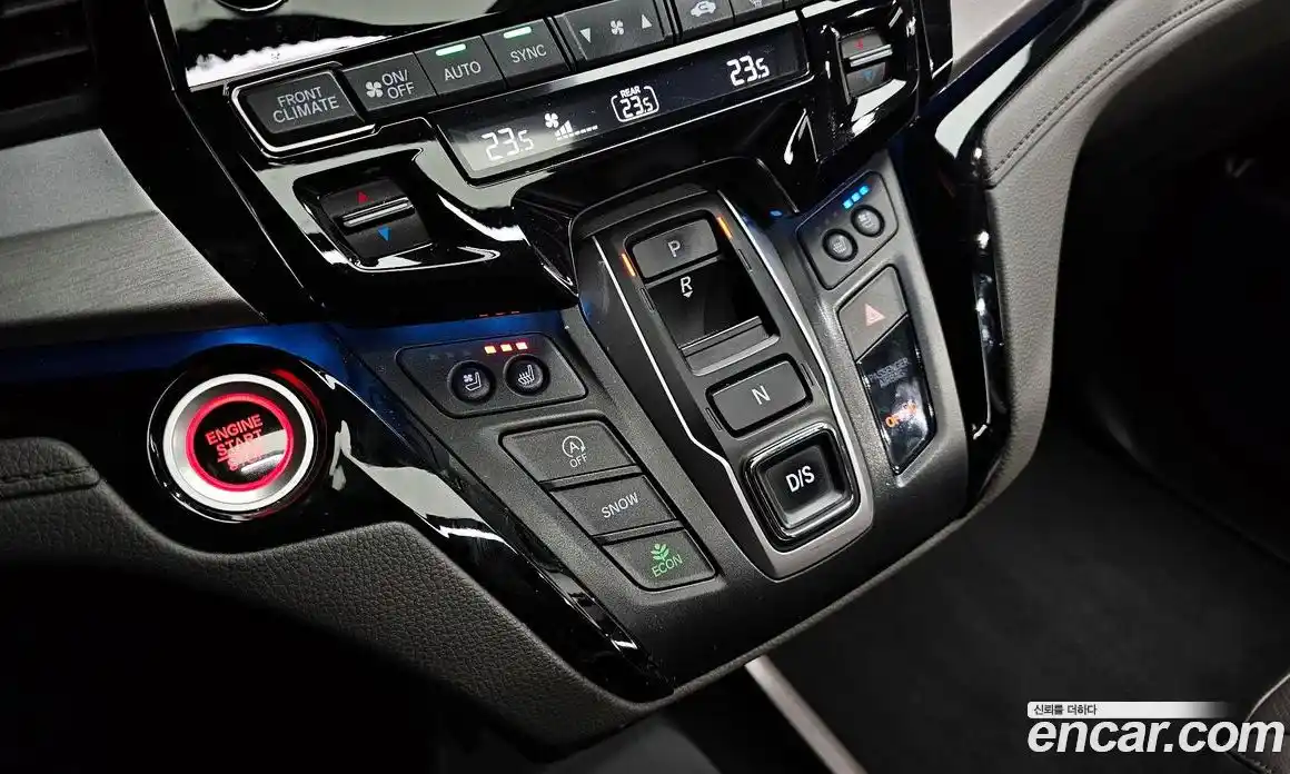 Honda Odyssey 2018 3.5 Автомат в Москве № 170659, фото 9