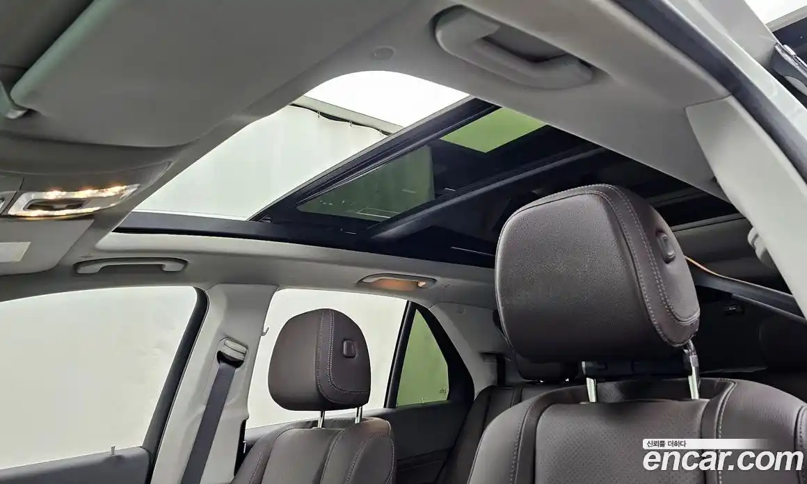 Mercedes-Benz GLE-Class 2020 1.9 Автомат в Москве № 176324, фото 19