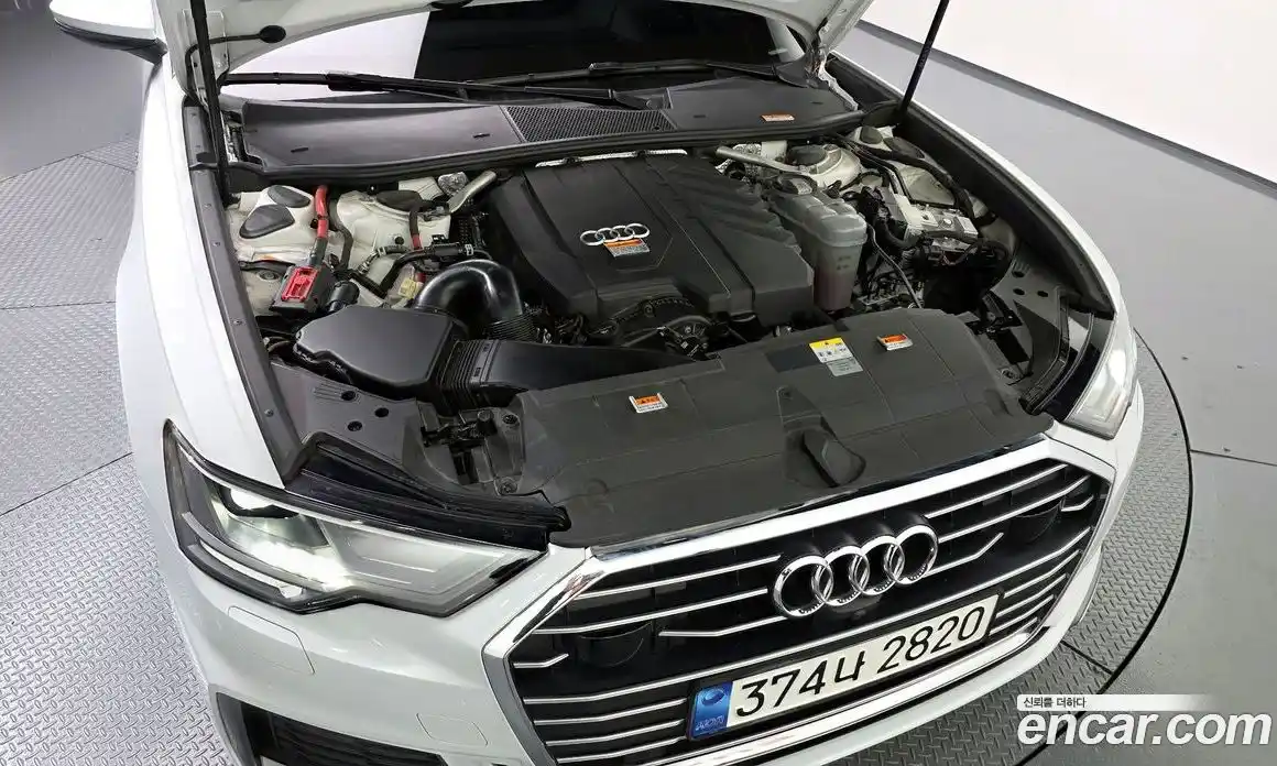 Audi A6 2023 2.0 Автомат в Москве № 179949, фото 12