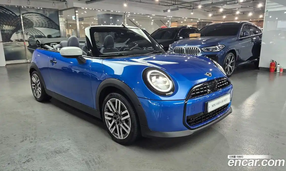 Mini Cooper Convertible 2025 2.0 Автомат в Москве № 180757, фото 3