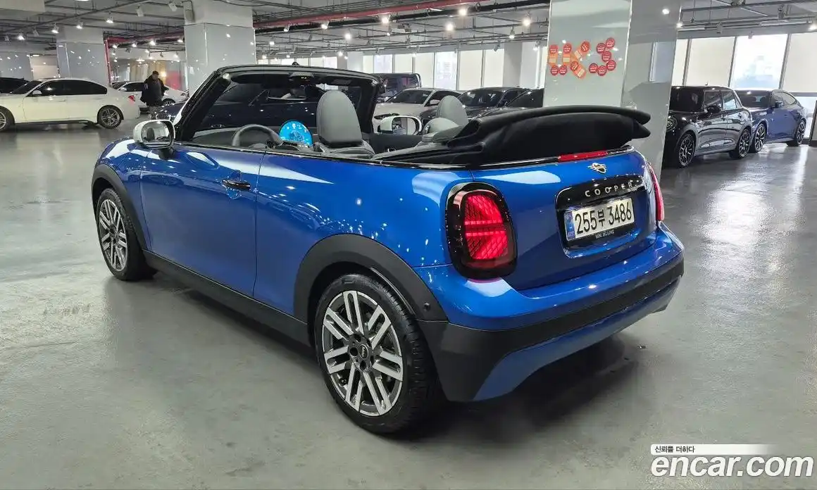 Mini Cooper Convertible 2025 2.0 Автомат в Москве № 180757, фото 4