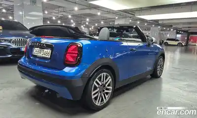 Mini Cooper Convertible 2025 2.0 Автомат в Москве № 180757, миниатюра 6