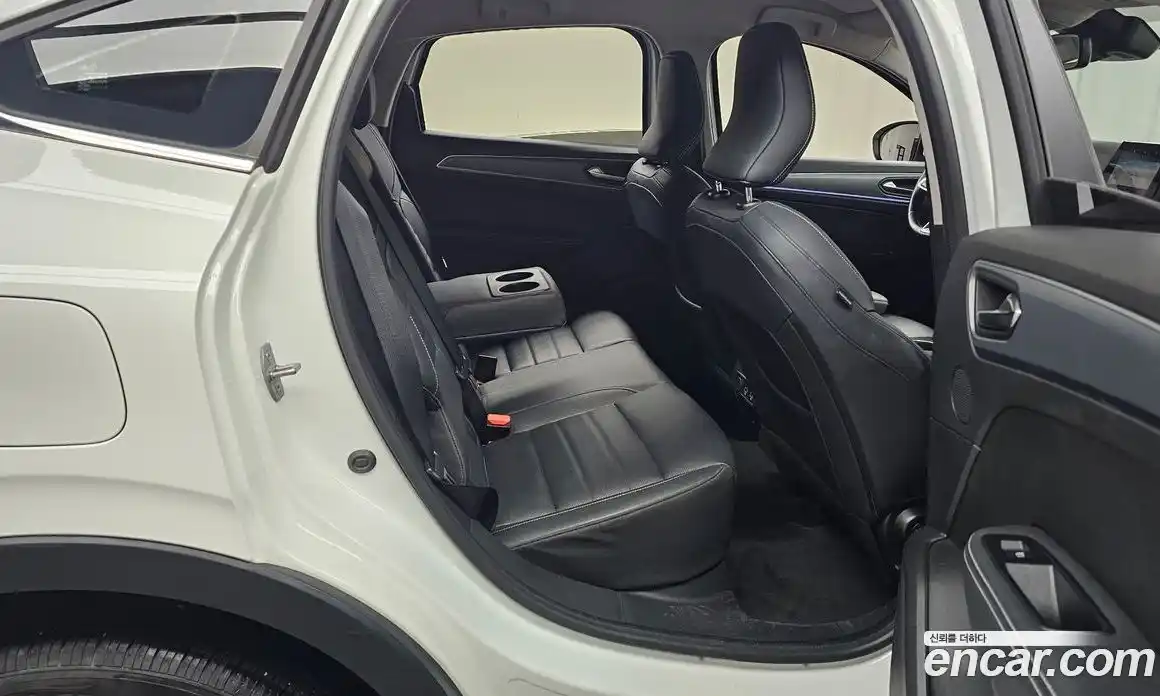 Renault XM3 2023 1.6 Автомат в Москве № 182859, фото 3