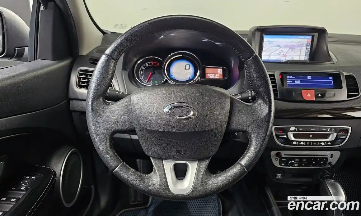 Renault SM3 2014 1.6 Автомат в Москве № 183730, фото 20