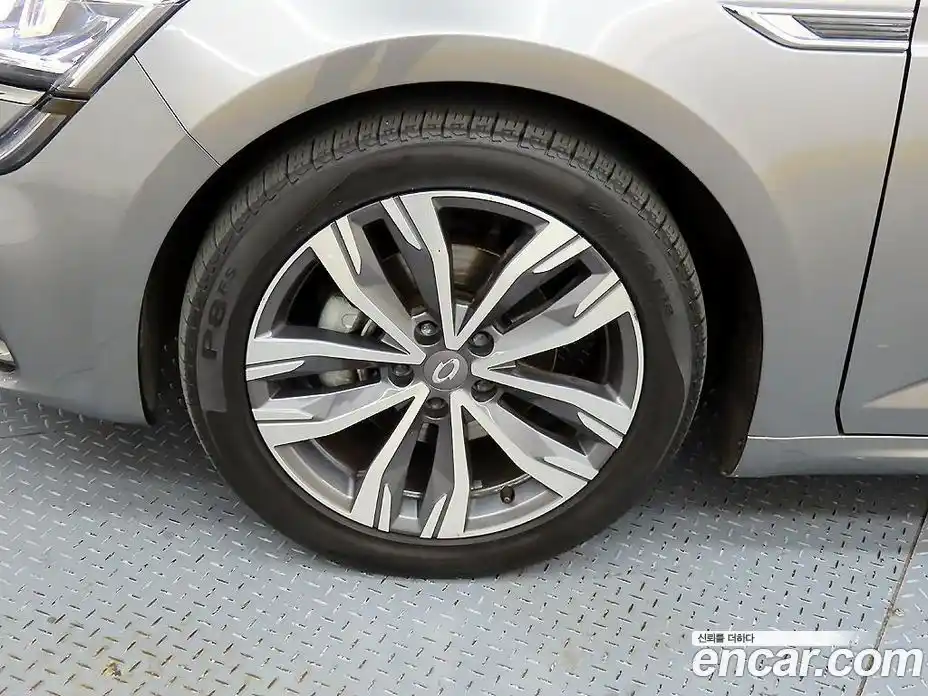 Renault SM6 2021 2.0 Автомат в Москве № 185198, фото 19