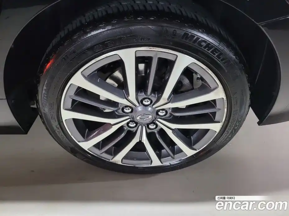 Renault SM7 2017 2.5 Автомат в Москве № 186170, фото 19