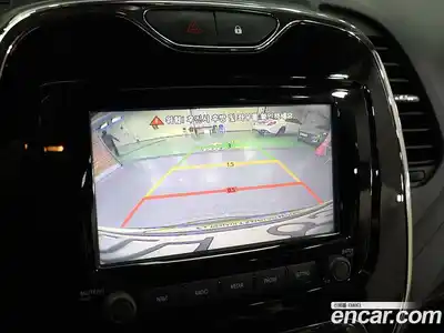 Renault QM3 2015 1.5 Автомат в Москве № 186310, миниатюра 11