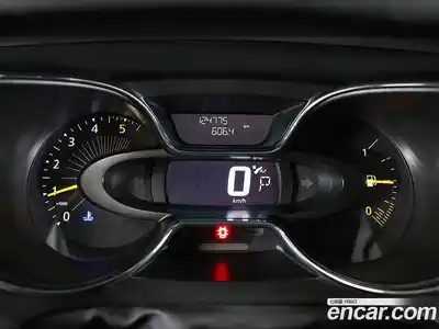 Renault QM3 2015 1.5 Автомат в Москве № 186310, миниатюра 6