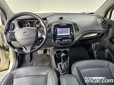 Renault QM3 2015 1.5 Автомат в Москве № 186707, миниатюра 5
