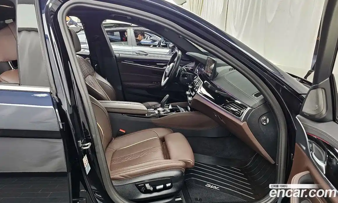 BMW 5-Series 2023 2.0 Автомат в Москве № 188717, фото 11