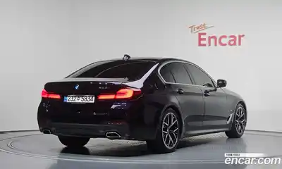 BMW 5-Series 2023 2.0 Автомат в Москве № 188717, миниатюра 2
