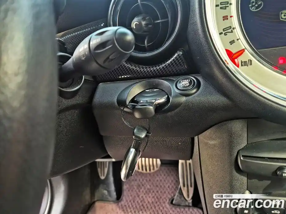 Mini Cooper 2012 1.6 Автомат в Москве № 190632, фото 14