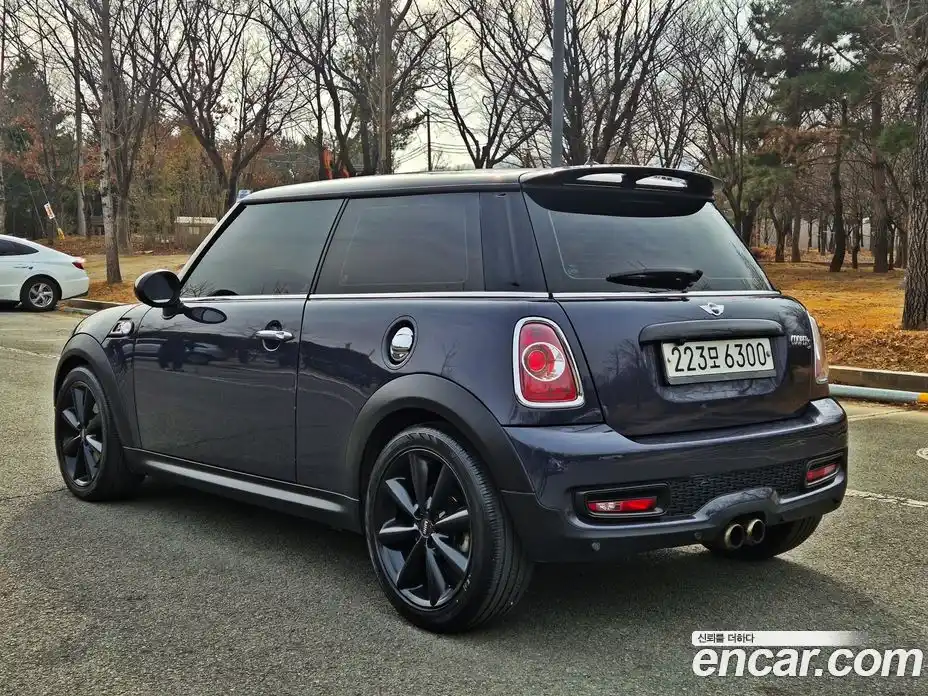 Mini Cooper 2012 1.6 Автомат в Москве № 190632, фото 3