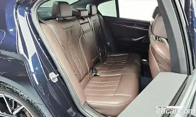 BMW 5-Series 2022 2.0 Автомат в Москве № 191160, миниатюра 11