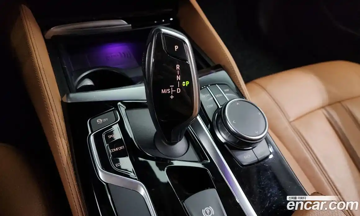 BMW 5-Series 2019 2.0 Автомат в Москве № 192721, фото 9