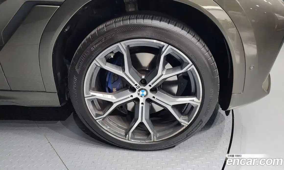 BMW X6 2021 3.0 Автомат в Москве № 192949, фото 4