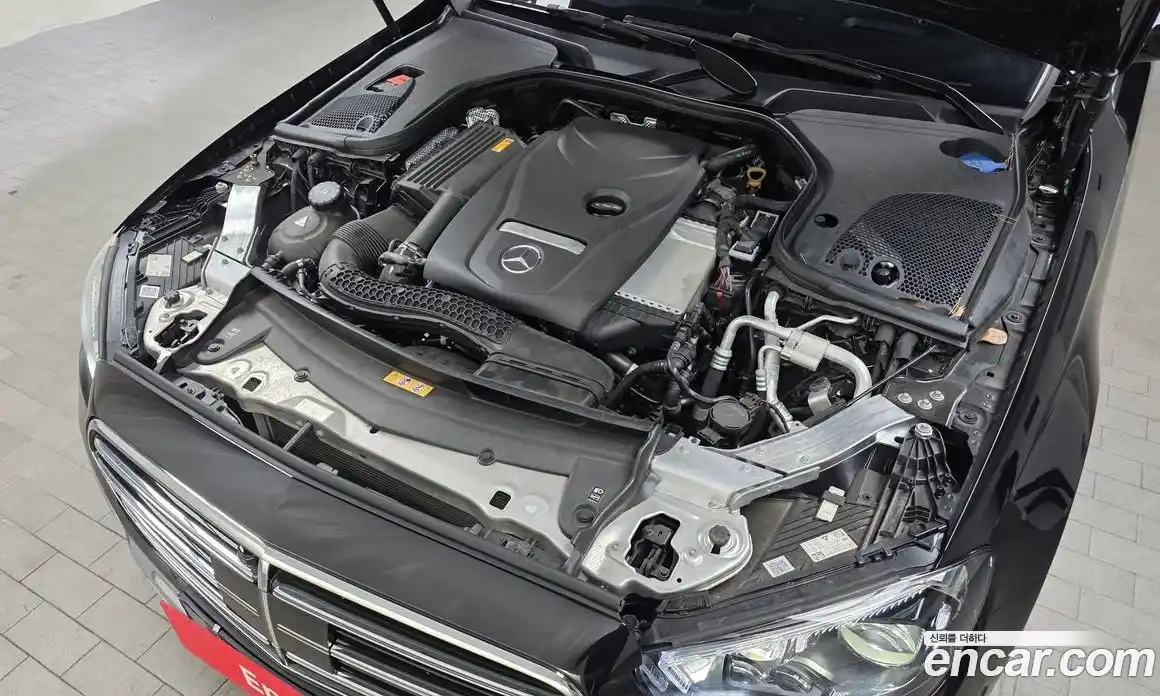 Mercedes-Benz E-Class 2023 2.0 Автомат в Москве № 193945, фото 19