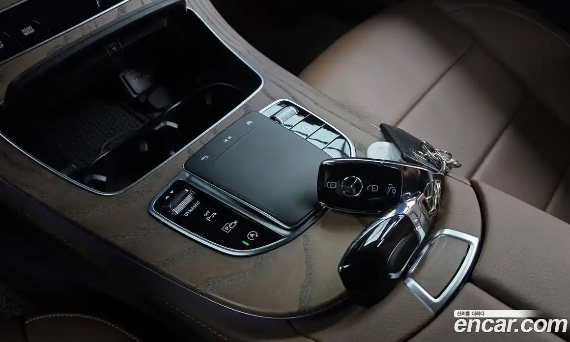 Mercedes-Benz E-Class 2023 2.0 Автомат в Москве № 193945, фото 5