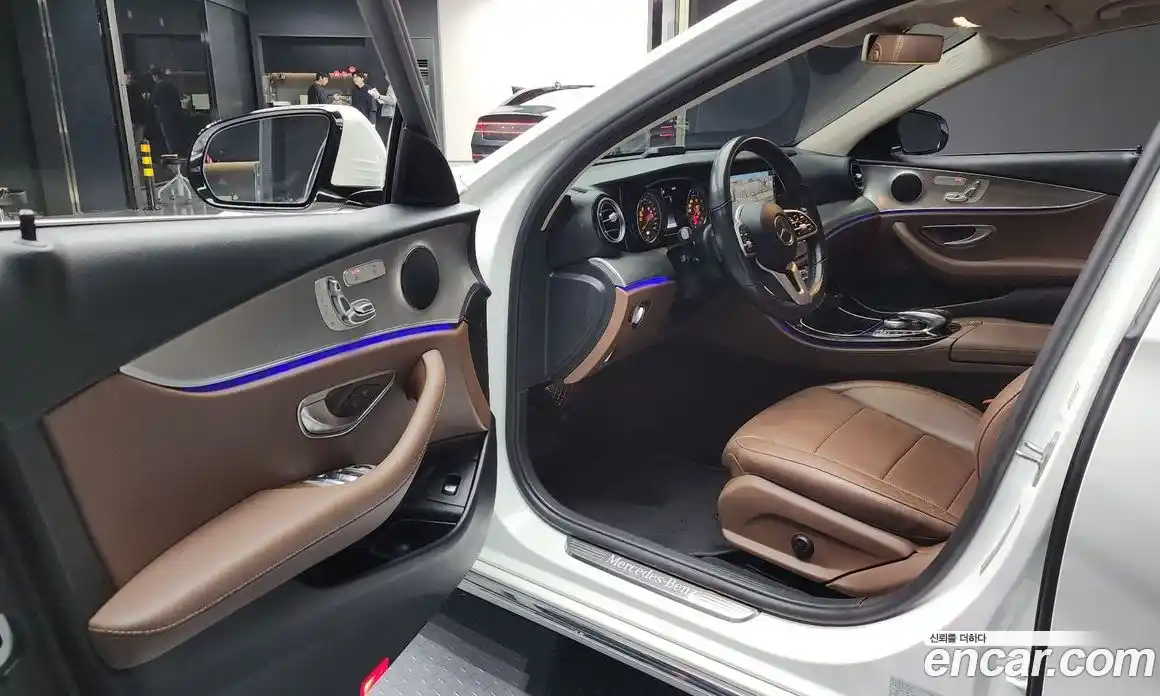 Mercedes-Benz E-Class 2019 2.0 Автомат в Москве № 194024, фото 4