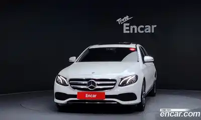 Mercedes-Benz E-Class 2019 2.0 Автомат в Москве № 194024, миниатюра 5