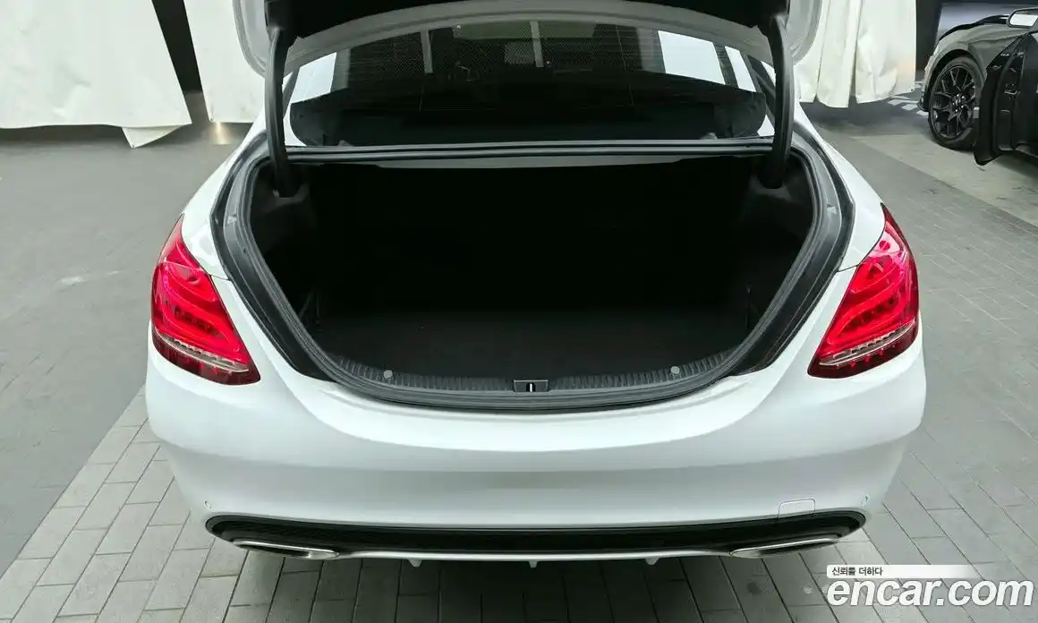 Mercedes-Benz C-Class 2016 2.0 Автомат в Москве № 194392, фото 20