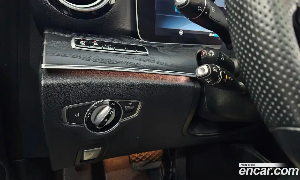 Mercedes-Benz E-Class 2017 2.0 Автомат в Москве № 195062, фото 11